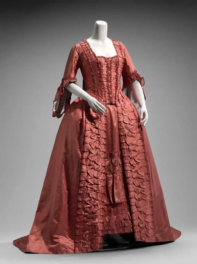 Dress in two parts French 1760s.jpg