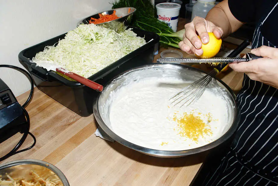 making-coleslawe-sunday-bird
