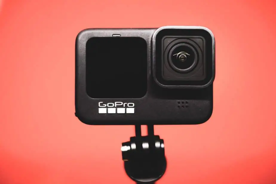 Who does GoPro use for Shipping?