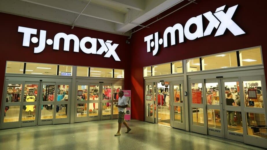 Does TJ Maxx Allow Dogs?