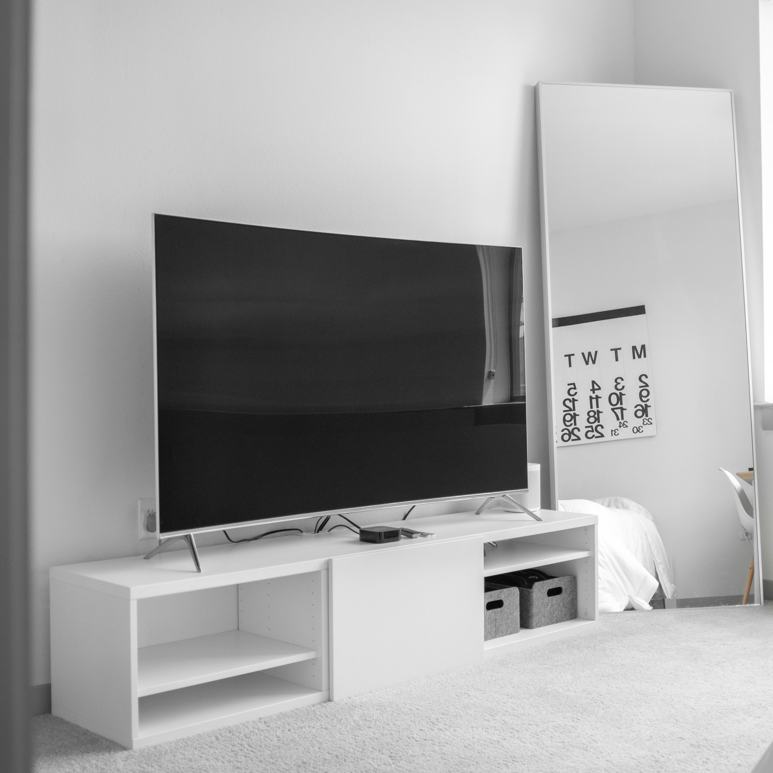  How to mount vizio tv to stand?