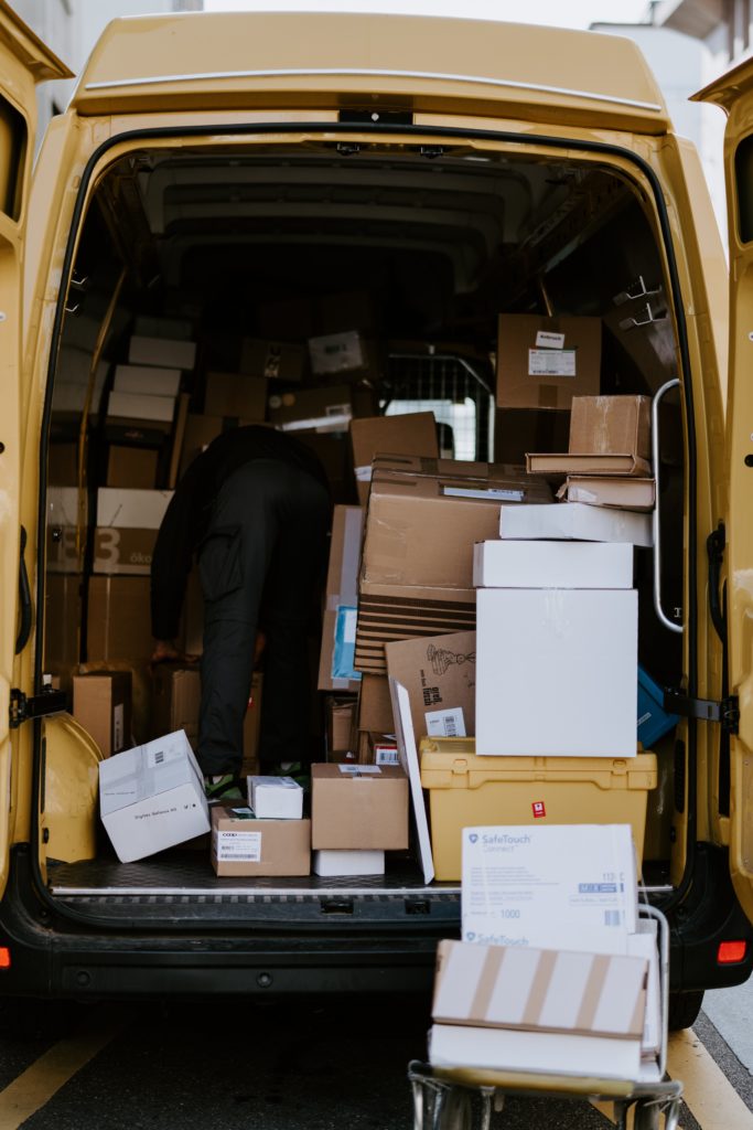 Comparison USPS parcel select vs USPS priority mail vs FedEx ground