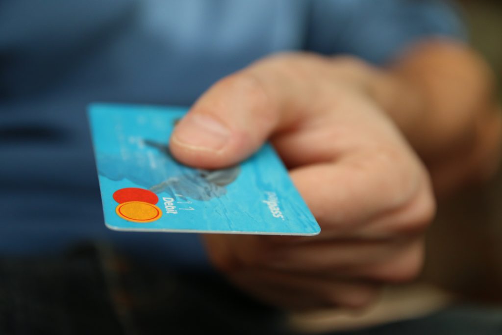 Use Shop-kick to earn Gift Cards