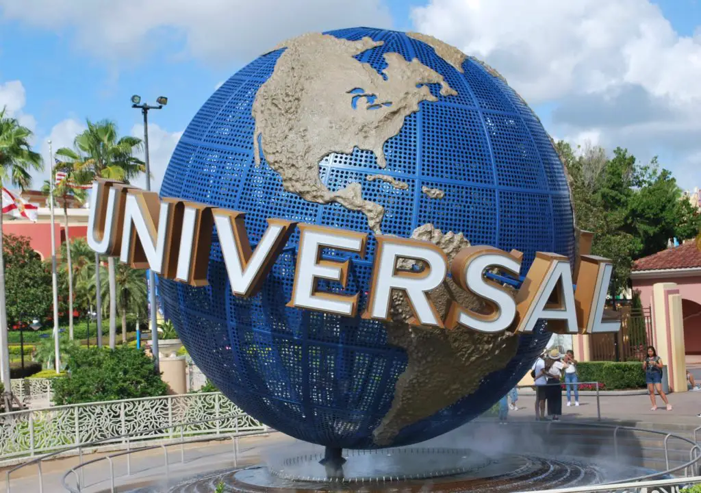 Does universal studios have Wi-Fi?