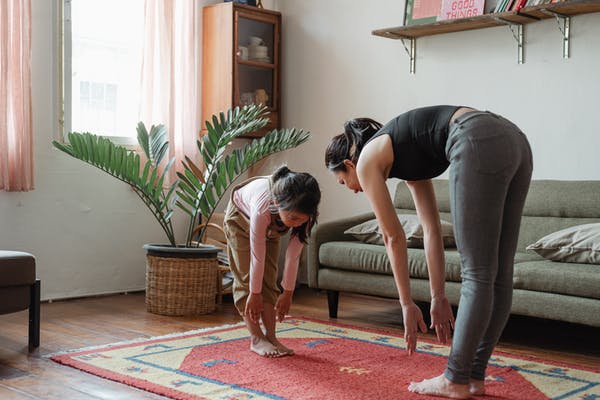 Athleta vs Lululemon