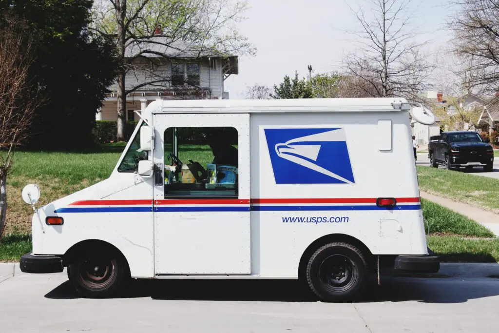 USPS Drop-Off Location Services