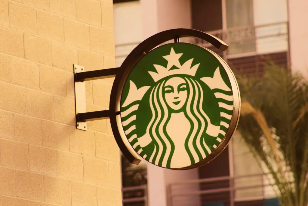How to order Skinny Vanilla Latte on the Starbucks App?