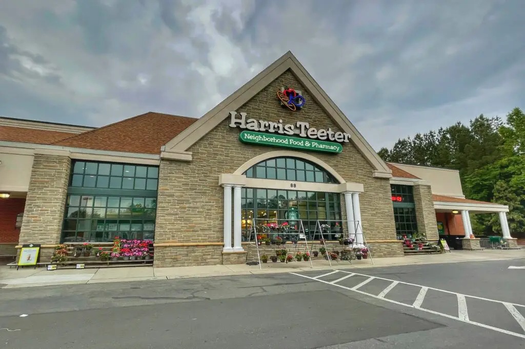 Harris Teeter Holiday Hours Open & Close Hours
